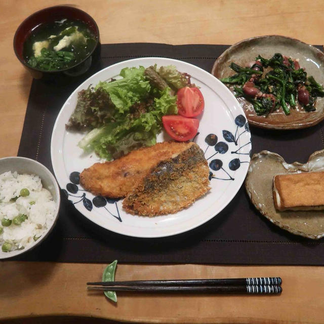 鯵フライ・ホタルイカ・豆ご飯の晩ご飯と　ご近所花散歩♪
