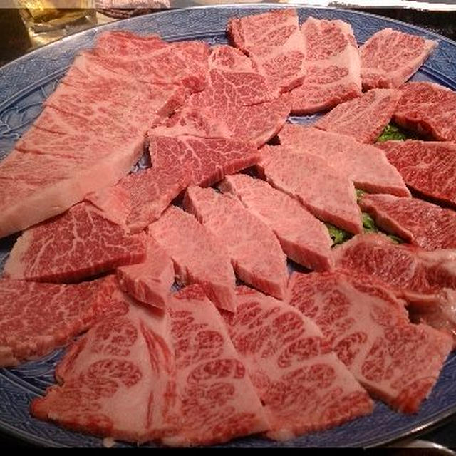 肉食女子忘年会は当然・焼き肉！