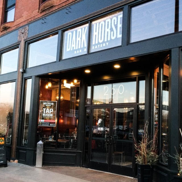 Dark Horse ダークホースで週中デート