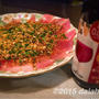 ビンチョウマグロのカルパッチョ タイム風味とカリカリパン粉の食感を楽しむ　のんある気分 赤ワイン風