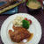 【献立】鶏むね肉のバター醤油ステーキ、マカロニポテトサラダ、網焼きベビーコーン、納豆汁