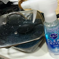 シュッシュッとスプレー、後は洗い流すだけ♪キュキュットCLEAR泡スプレーヽ(^o^)丿♪