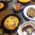 カレイ唐揚げ、ネギとウィンナーの卵焼き、キャロットラペ