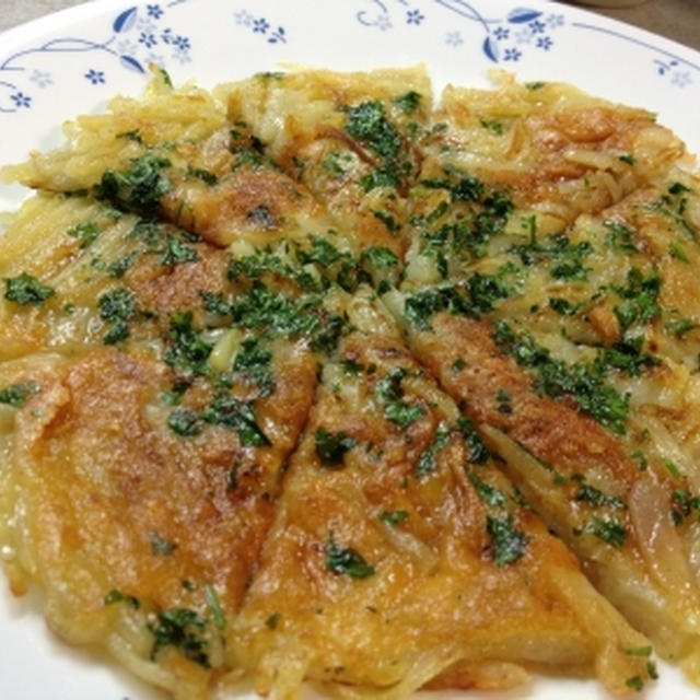 千切りシャガイモを焼いて♪