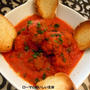 マグロのポルぺッテェ　トマトソース煮（Ｐｏｌｐｅｔｔｅ　ｄｉ　ｔｏｎｎｏ　ａｌ　ｐｏｍｏｄｏｒｏ