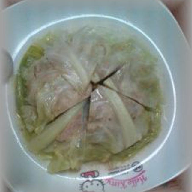 簡単「豚肉とキャベツのミルフィーユ風蒸し煮」