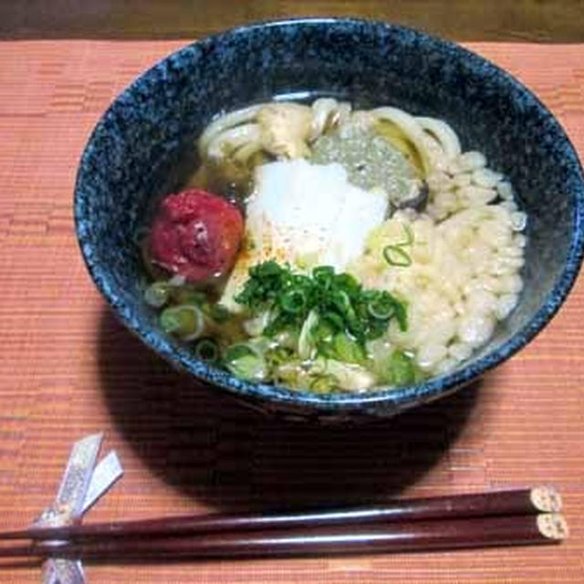 2014年の幸せを願う♪ 「年明けうどん」