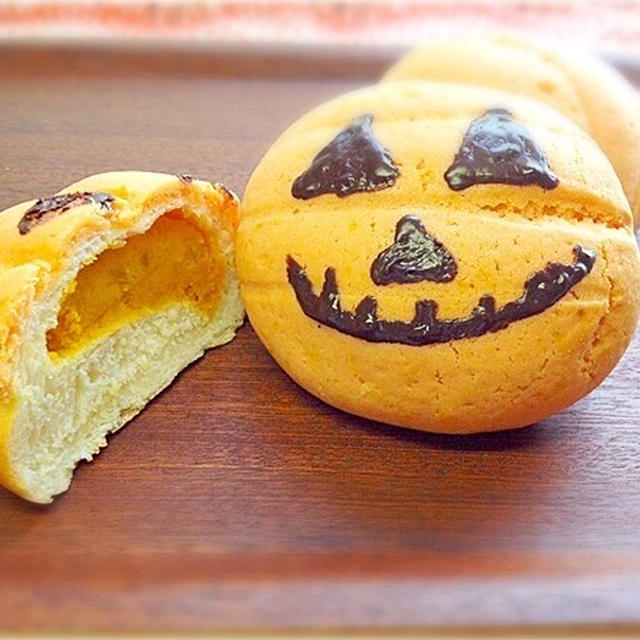 【Halloweenかぼちゃメロンパン】ふわふわ！かぼちゃあんぱんは、パーティーパンにいかが？