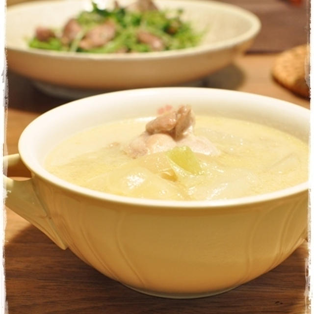 【かぶとチキンのシチュー、と砂肝と胡瓜の中華和え】