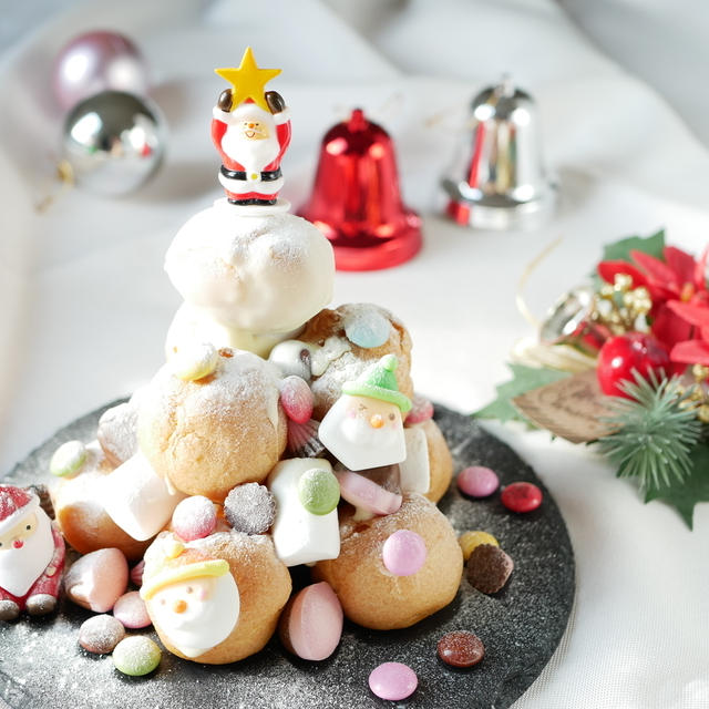 簡単 お菓子で作るシュークリームのクリスマスツリー By ふぁそらさん レシピブログ 料理ブログのレシピ満載