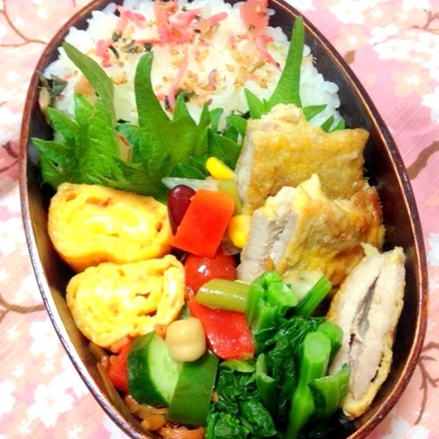 チーズ入りポークピカタ弁当