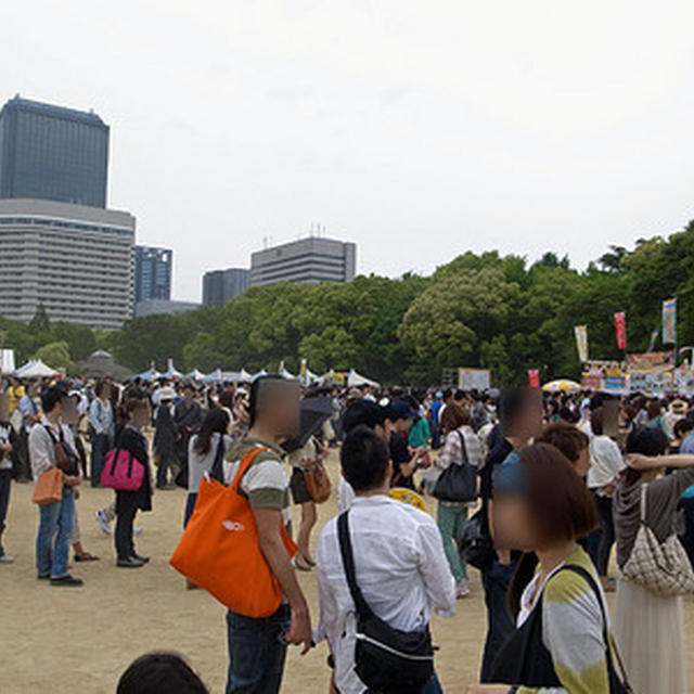 タイフェスティバル２０１２はスゴイ行列