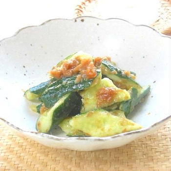 簡単5分〜箸が止まらないっ！！！白いご飯にも合うコク旨！梅きゅう。