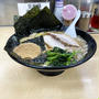 背脂らーめんを太麺の味濃いめで啜る 〜魚粉・チャーシューバラ2枚〜