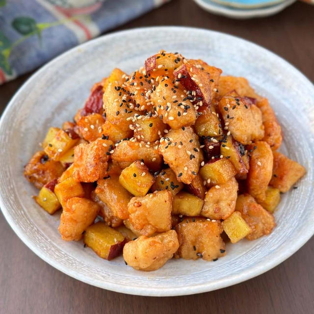 今の季節はこれ☆鶏むね氷豆腐とさつまいもで作る味噌バター甘辛炒め