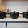 STAUB(ストウブ)の世帯人数別おすすめサイズ｜一人暮らし、新婚家庭は何センチ？