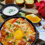 白菜と豚バラのトマトチーズ蒸し♪たまにのパン♪