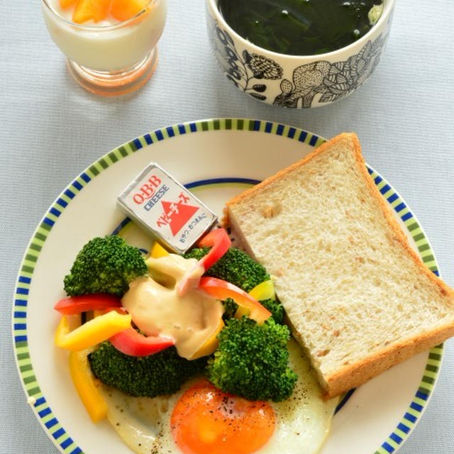 味噌マヨで　野菜たっぷり朝ご飯