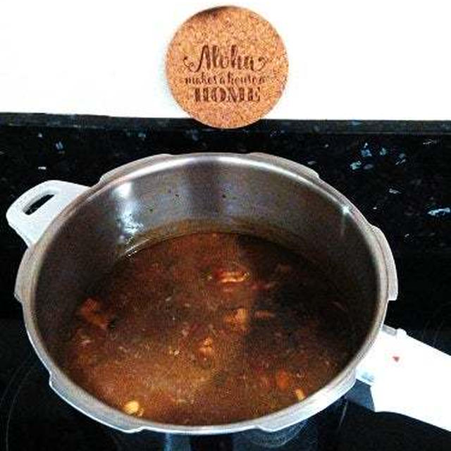 ＼ショウガ麹&カレーリーフ入り♥／圧力鍋De豚肉カレー♪(=^・^=)♡