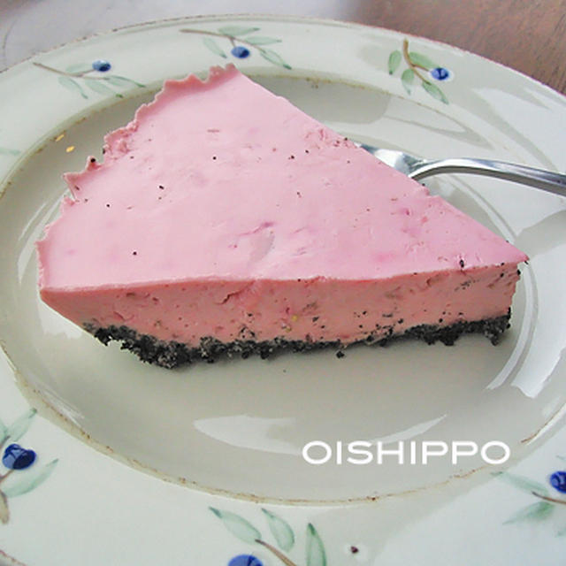 オレオのいちごピンクのレアチーズケーキ By おいしっぽさん レシピブログ 料理ブログのレシピ満載