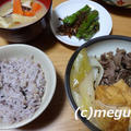 牛肉と厚揚げの麺つゆ煮＆しし唐とちりめん雑魚の甘辛炒めの夕食