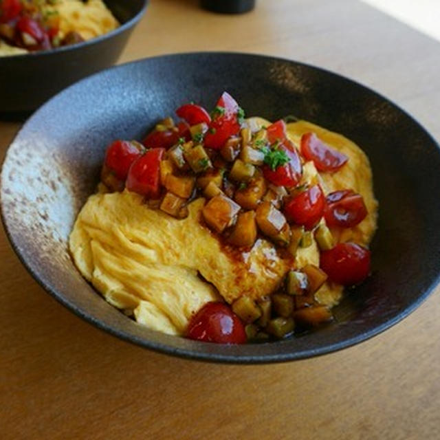 イタリアンオムライス丼とキッシュ風トーストのレシピ