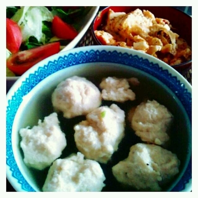 鶏団子スープ