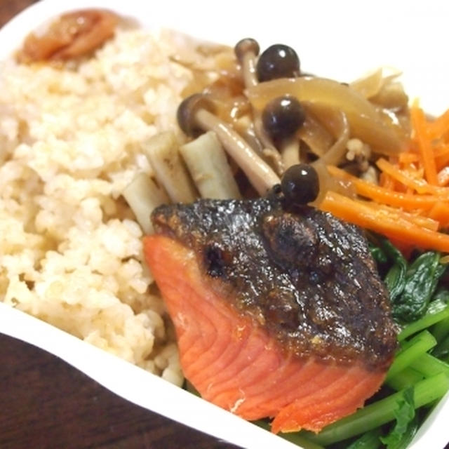 お弁当：お弁当の野菜おかず・ごぼうの山椒煮