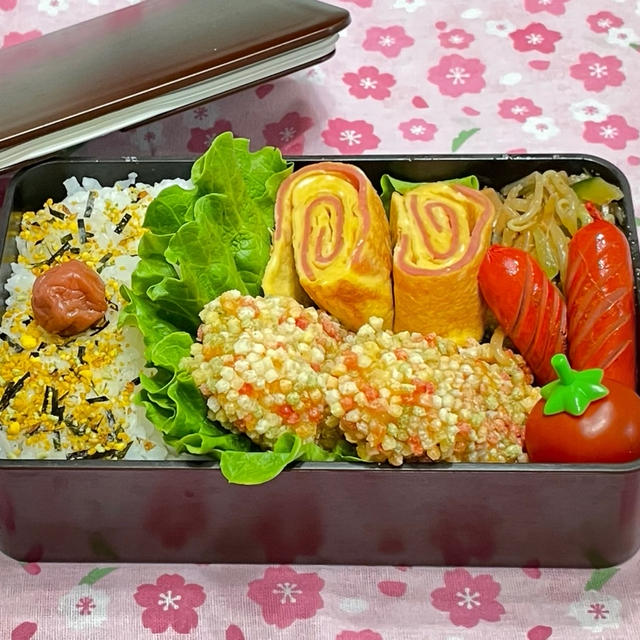 【お弁当】一足お先に♬春色チキンカツ