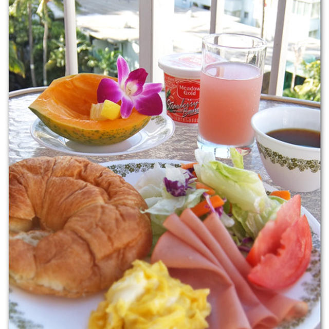 ハワイでベランダ朝ごはん　ハワイでお料理２０１６