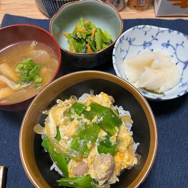 親子丼の夕飯☆久しぶりにパン焼きました(^^)