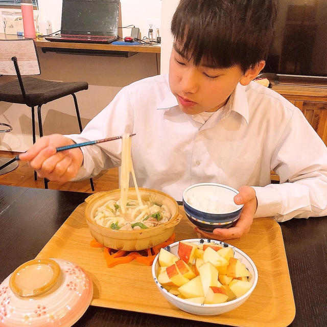 ランチは鶏のうま塩うどん鍋です By みきママさん レシピブログ 料理ブログのレシピ満載