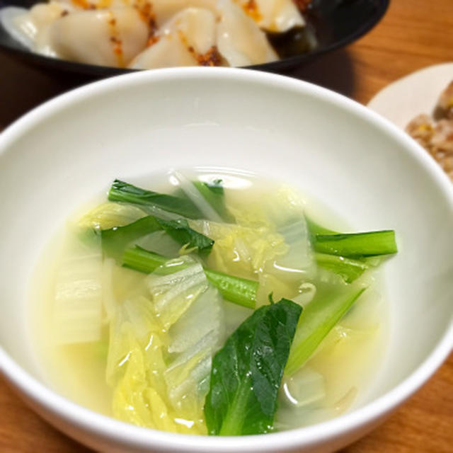 白菜と小松菜の中華スープ