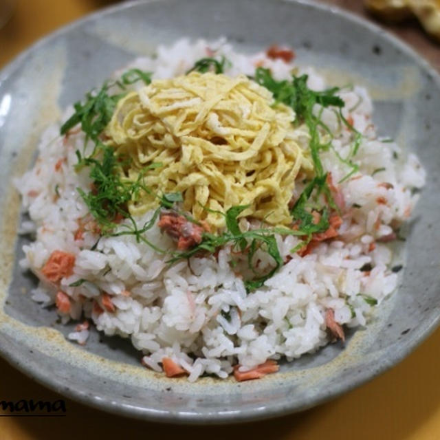 焼きほぐし鮭のちらし寿司 / レシピブログ「今日のイチオシ！ブログ＆レシピ」に掲載！