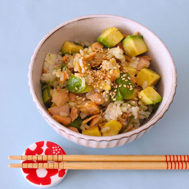 炊飯器の中で作る主婦のねこまんま丼♡