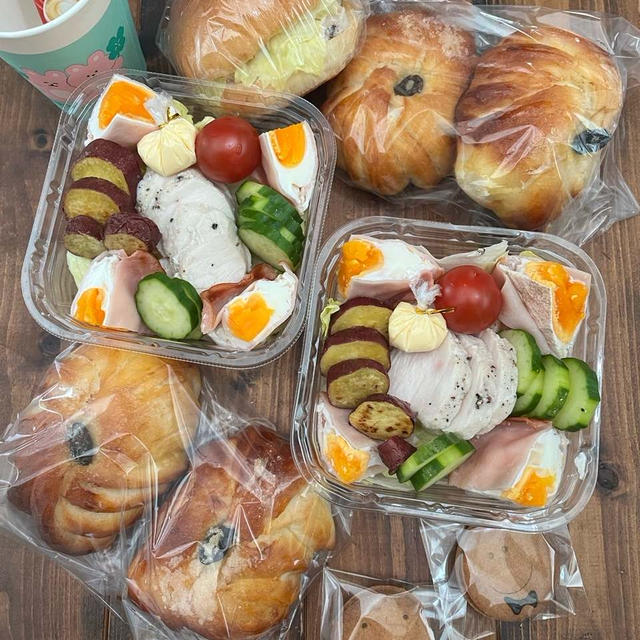 今日のパン弁当と　昨日の母の日