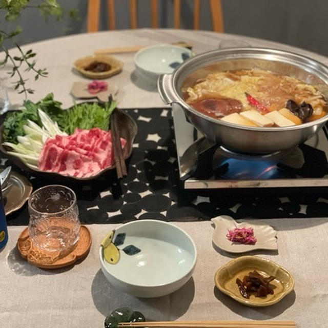 しょうゆもつ鍋風の豚しゃぶ鍋の夜ごはん