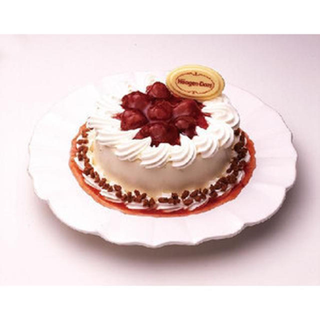誕生日ケーキは 妻念願のハーゲンダッツのアイスケーキ ハンドメイドケーキvs限定ケーキ By 玲奈 さん レシピブログ 料理ブログのレシピ満載