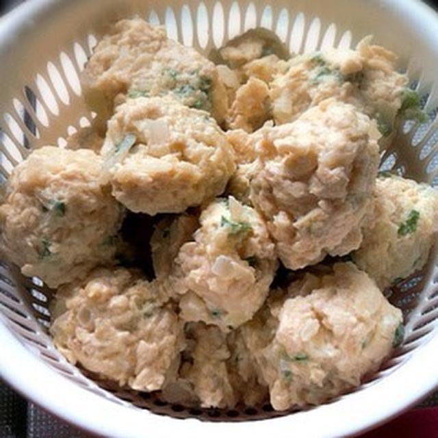 100g29円の鶏胸肉で「鶏団子」
