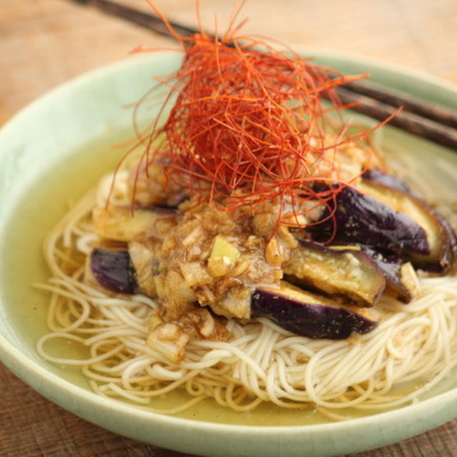 レンチン蒸しなすの花椒だれそうめん