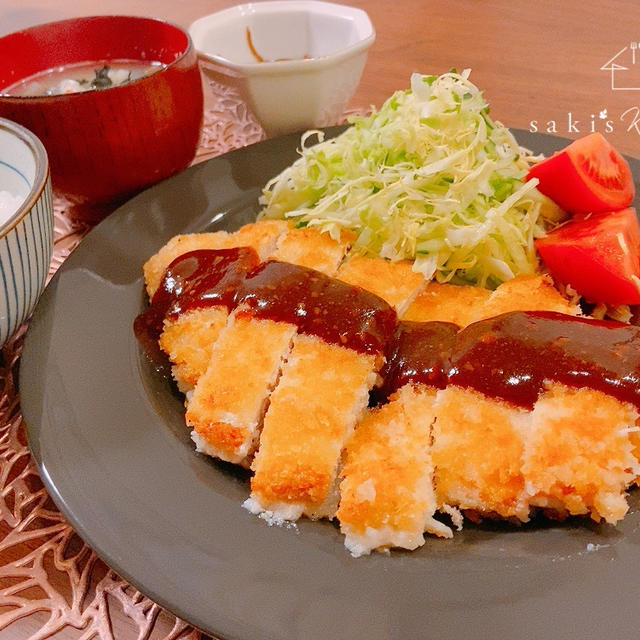 毎週食べたいとリクエスト夕食とハイチュウ。今日のおやつ