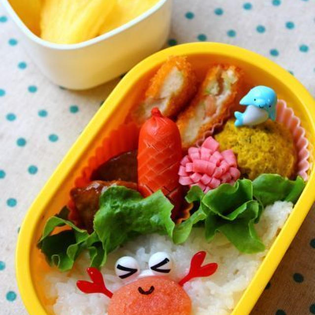 キャラ弁**たらこのカニさん