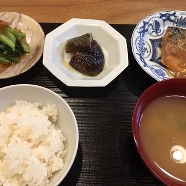 鯖の味噌煮定食