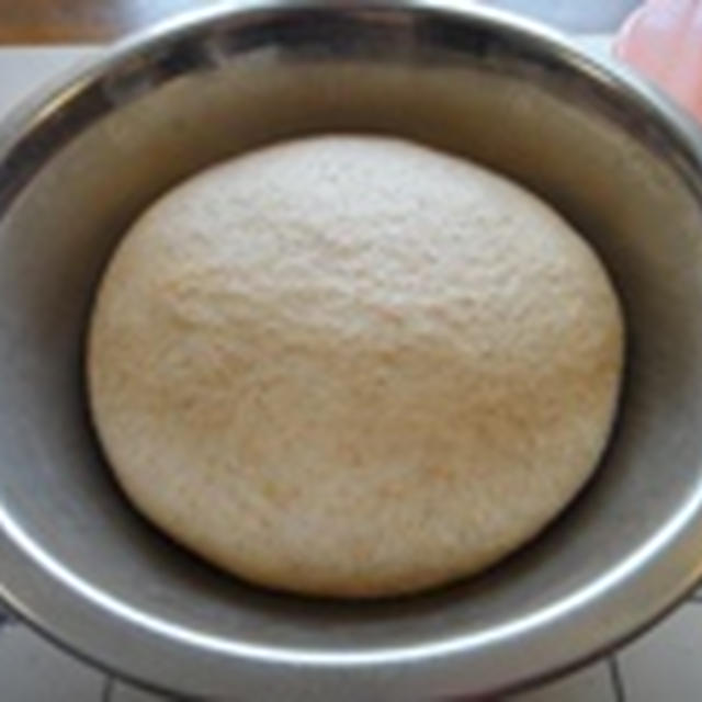 白神こだま酵母日記　***　全粒粉クリームチーズパン　***