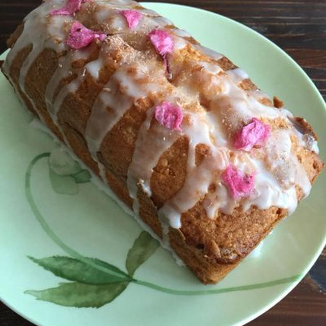 桜のパウンドケーキ/ハンバーググラタン