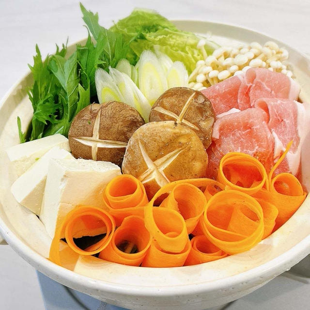 今日は【豆乳の日】と 旦那さん絶賛‼︎【アーモンド坦々鍋】がめちゃウマ♡