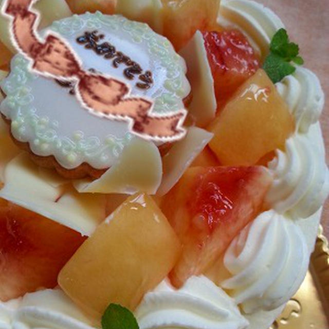 桃のバースデーケーキ♪