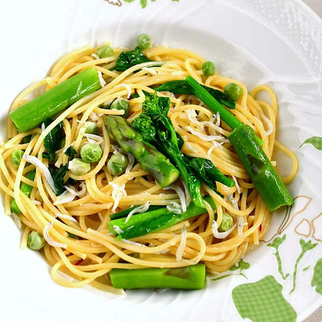 【レシピあり】作り置き「しらすオイル」で春野菜とワンパンパスタ！