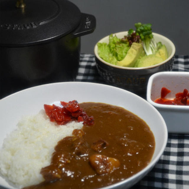 ストウブで「普通のルゥカレー」1/22はカレーの日！