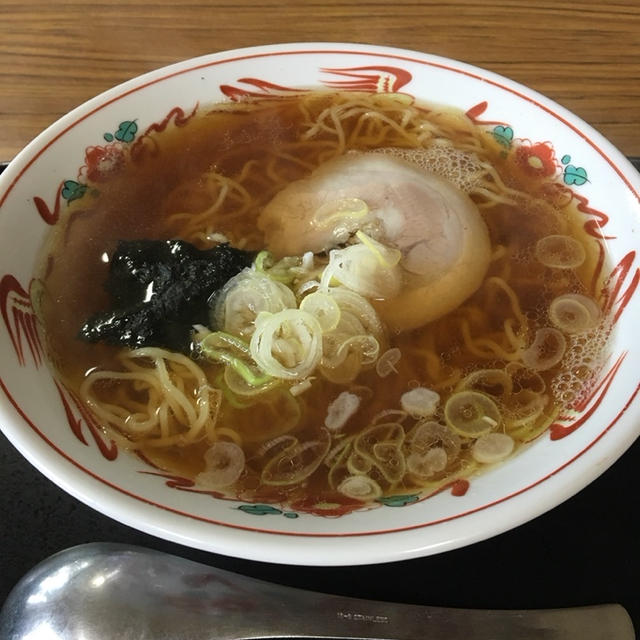 お一人様初ドライブインのラーメン